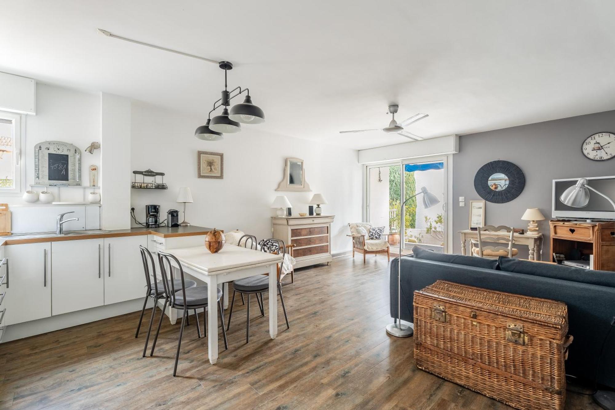 Apartment Le Kalliste Par Dodo A *